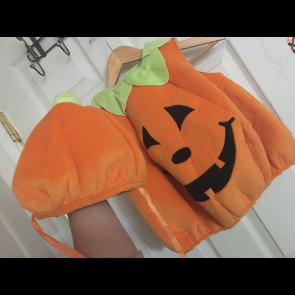 Pumpkin costume